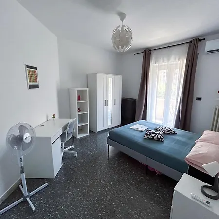 Large Well Connected To Historic Center With Metro A, Ac, Wi-fi *