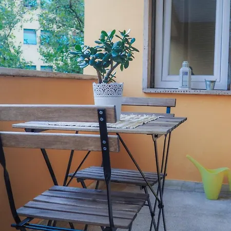 Apartamento Large Well Connected To Historic Center With Metro A, Ac, Wi-fi Roma