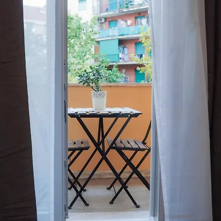 Large Well Connected To Historic Center With Metro A, Ac, Wi-fi Apartamento